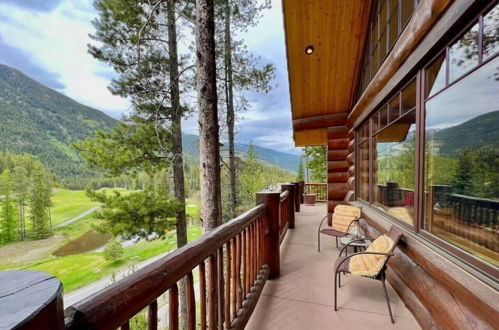 Foto 44 - Luxury Log Chalet | Pool + Private HotTub | Ski In/Out | Overlooking Greywolf GC