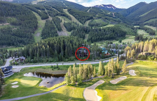 Luxury Log Chalet | Pool + Private HotTub | Ski In/Out | Overlooking Greywolf GC - Foto 42