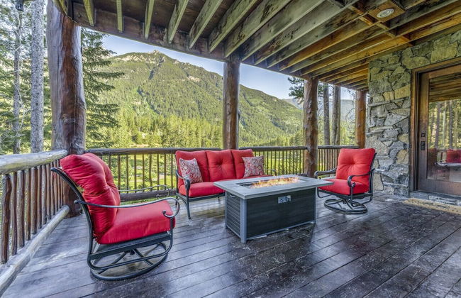 Luxury Log Chalet | Pool + Private HotTub | Ski In/Out | Overlooking Greywolf GC - Foto 22