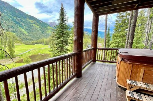 Foto 45 - Luxury Log Chalet | Pool + Private HotTub | Ski In/Out | Overlooking Greywolf GC