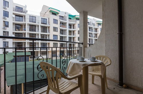 Photo 16 - One Bedroom Apartment with Balcony