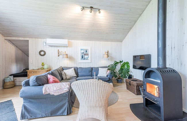 6 Person Holiday Home in Tarm - Foto 13