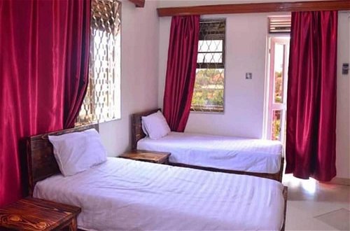 Foto 4 - Wonderfull Apartment to Stay at Wail in Kampala