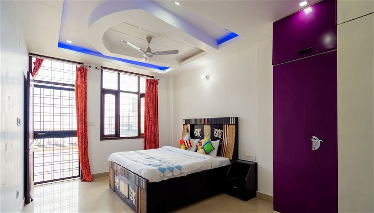 Photo 1 - OYO 13291 Home Valley View 2BHK Near Picture Palace