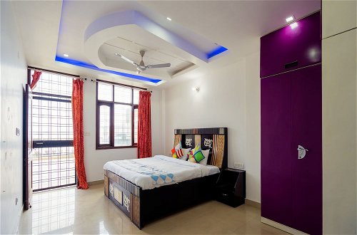 Photo 1 - OYO 13291 Home Valley View 2BHK Near Picture Palace
