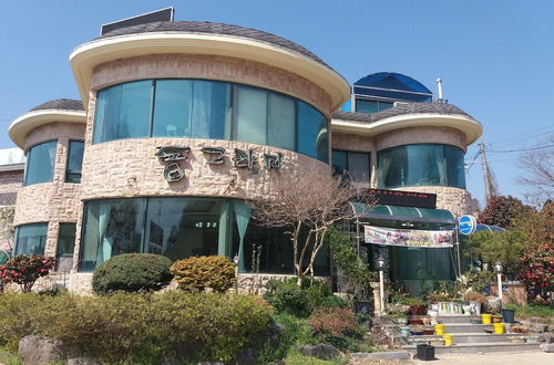 Photo 1 - Byeonsan Dongguerami Pension