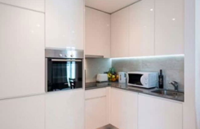 Bentley Holiday Apartments - West One - Photo 6