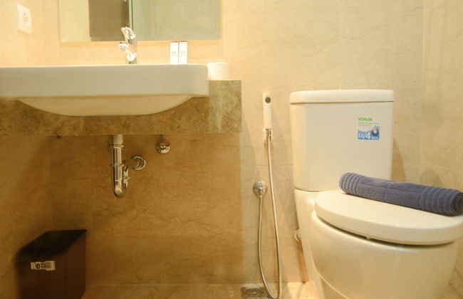 Warm and Best Studio Menteng Park Apartment - Foto 27
