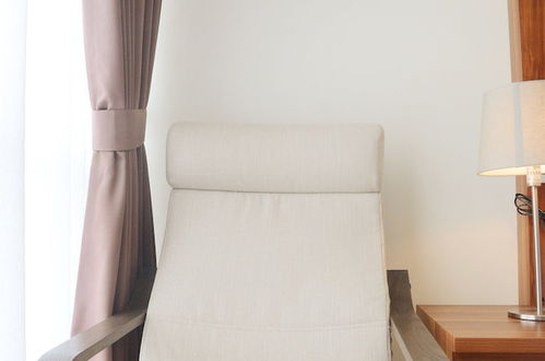 Photo 23 - Warm and Best Studio Menteng Park Apartment