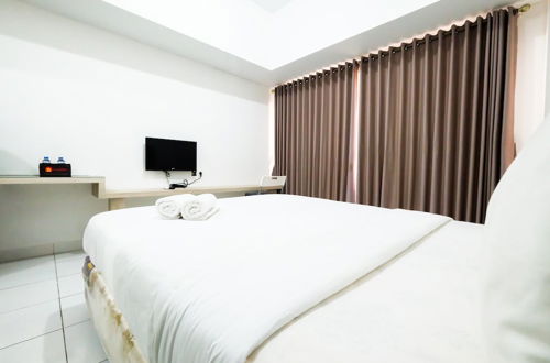 Photo 6 - Cozy Studio Casa De Parco near The Breeze BSD City