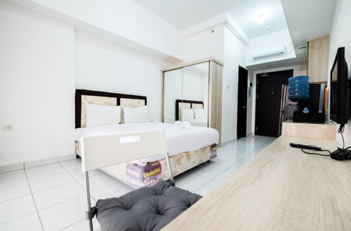 Photo 3 - Cozy Studio Casa De Parco near The Breeze BSD City