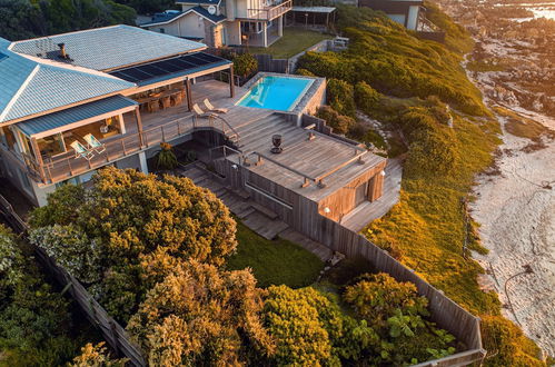 Photo 17 - Pringle Bay Villa by Raw Africa Collection