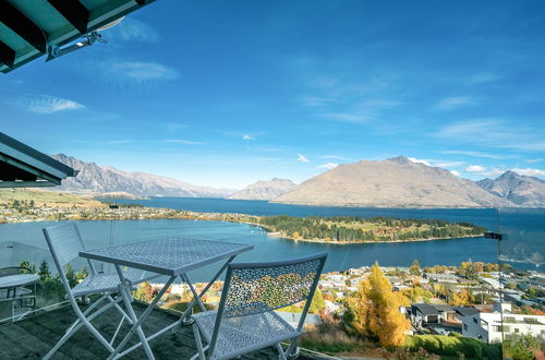 Photo 13 - ALPINE LOFT WITH JAW-DROPPING VIEW