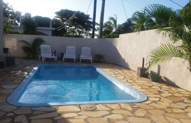 Sunny Private First Floor 1-br Beach Apartment With Spacious Balcony, Pool, Wifi - Foto 11