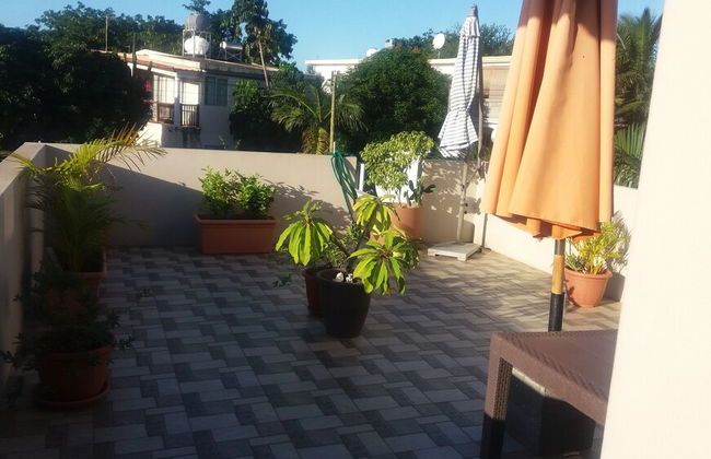 Sunny Private First Floor 1-br Beach Apartment With Spacious Balcony, Pool, Wifi - Foto 27