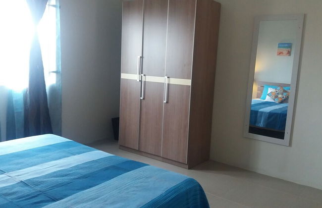 Sunny Private First Floor 1-br Beach Apartment With Spacious Balcony, Pool, Wifi - Foto 4
