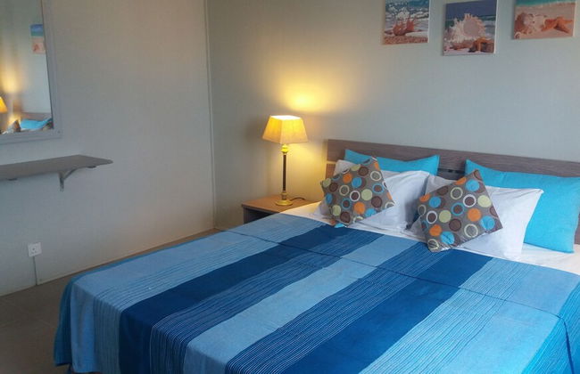 Sunny Private First Floor 1-br Beach Apartment With Spacious Balcony, Pool, Wifi - Foto 2