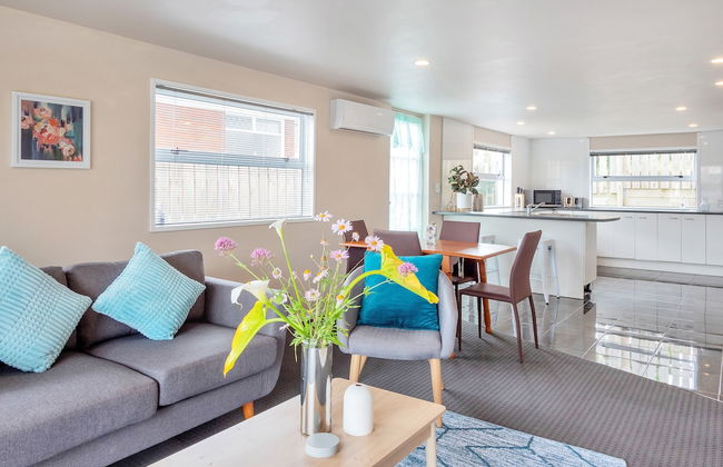 Sunny Three Bedroom Pakuranga Delight - Foto 14
