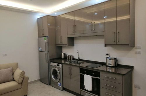 Foto 7 - Amazing one Bedroom Apartment in Amman, Elwebdah 2