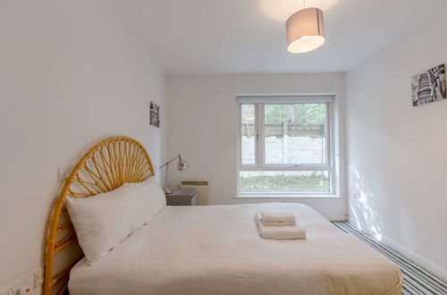 Foto 2 - Spacious 1 Bed Apartment Near Shoreditch Park