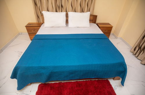 Photo 5 - Executive 2-bed Apartment, Santa Maria - Accra