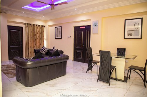 Photo 17 - Executive 2-bed Apartment, Santa Maria - Accra