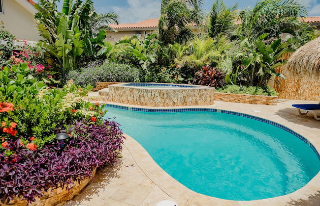 Charming 1-bedroom Apartment 2 km From Eagle Beach - Photo 10