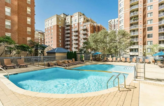 Amazing 1 Bedroom Condo Ballston - Foto 17
