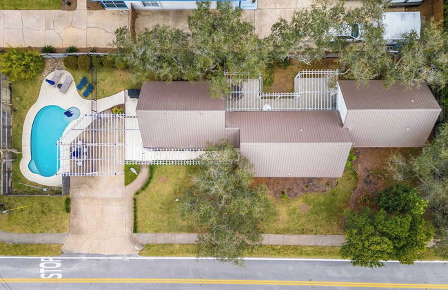 Pelican Retreat by Avantstay 5 Mins TO Beach Pet Friendly w/ Pool & Bbq! - Foto 45
