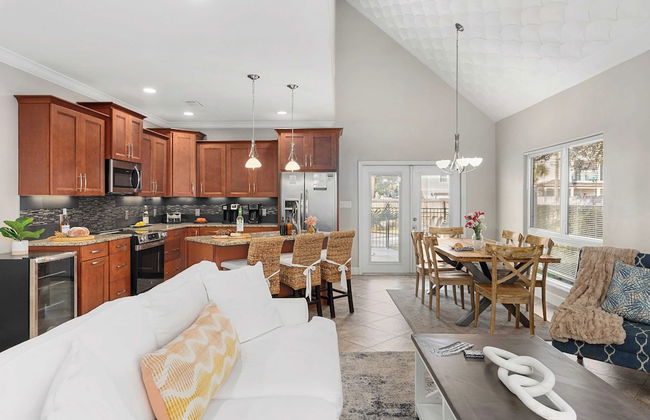 Pelican Retreat by Avantstay 5 Mins TO Beach Pet Friendly w/ Pool & Bbq! - Foto 10