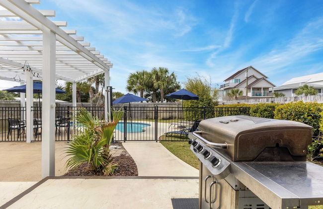 Pelican Retreat by Avantstay 5 Mins TO Beach Pet Friendly w/ Pool & Bbq! - Foto 39