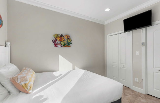 Pelican Retreat by Avantstay 5 Mins TO Beach Pet Friendly w/ Pool & Bbq! - Foto 32