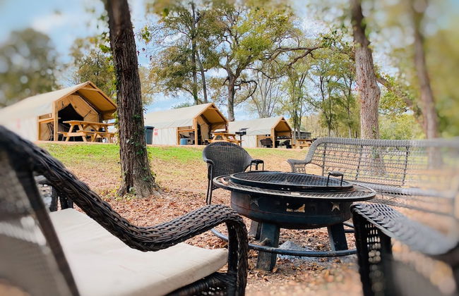 Son's Blue River Camp Glamping Cabin U - Foto 53
