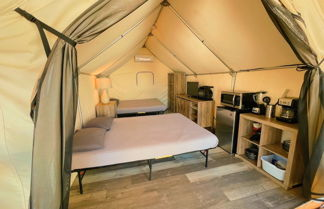 Foto 3 - Son's Blue River Camp Glamping Cabin D