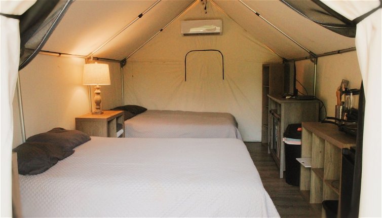 Foto 1 - Son's Blue River Camp Glamping Cabin N