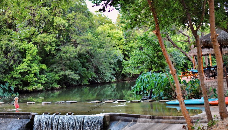 Photo 1 - Son's Rio Cibolo - Glamping Cabin J