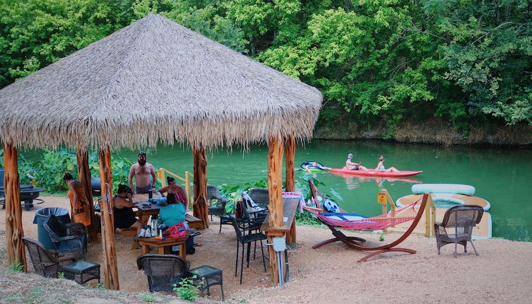 Photo 1 - Son's Rio Cibolo - Glamping Cabin L