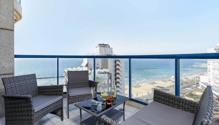 Foto 1 - Beautiful w Balcony & Panoramic Sea View