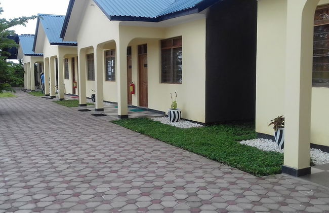 Remarkable 10-bed Cottages in Bagamoyo - Photo 38