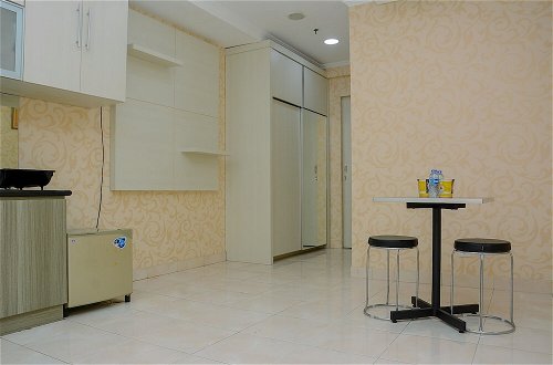 Photo 6 - Minimalist and Cozy 1BR Apartment at The Boulevard
