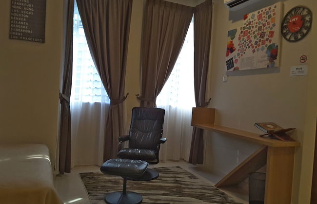 Laman Kurnia Holiday House - Foto 26