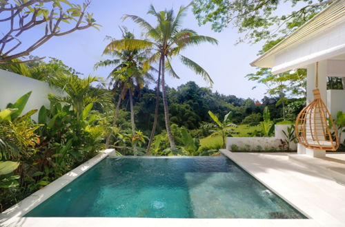 Photo 25 - Romantic Jungle Villa, 1 BR, Ubud With Staff