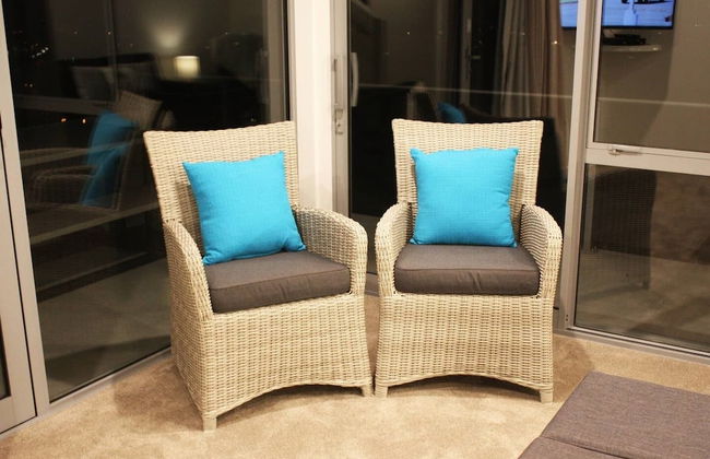 Remarkable Lake View Townhouse Queenstown Hill - Foto 45