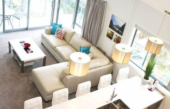 Remarkable Lake View Townhouse Queenstown Hill - Foto 21