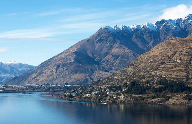 Remarkable Lake View Townhouse Queenstown Hill - Foto 49