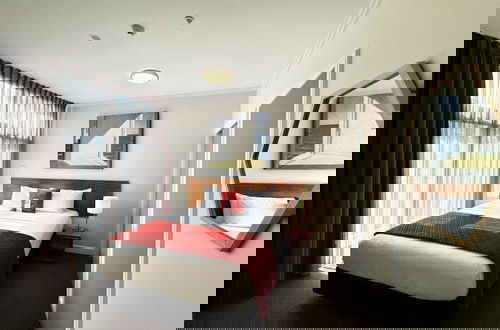 Photo 45 - Boulcott Suites