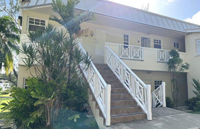 Rockley Golf 810 is a 2 Bedroom, 2 Bathroom 1st Floor Apartment With Pool - Foto 18