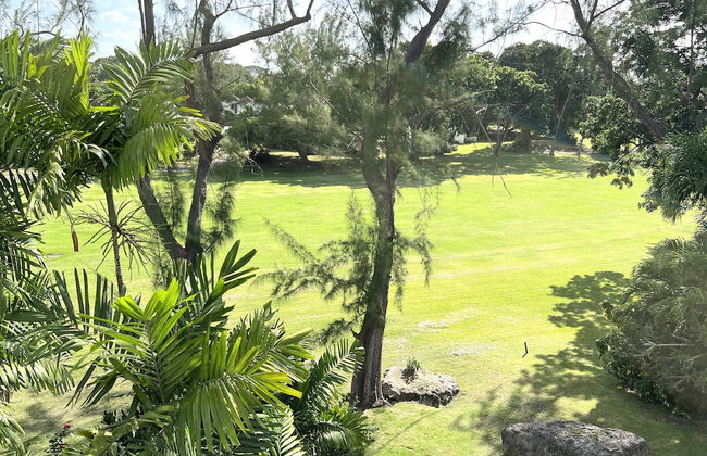 Rockley Golf 810 is a 2 Bedroom, 2 Bathroom 1st Floor Apartment With Pool - Foto 20