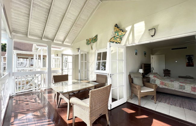 Rockley Golf 810 is a 2 Bedroom, 2 Bathroom 1st Floor Apartment With Pool - Foto 8