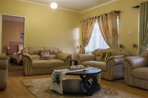 Photo 14 - Lolos Exquisite Two Bedroom Apartment